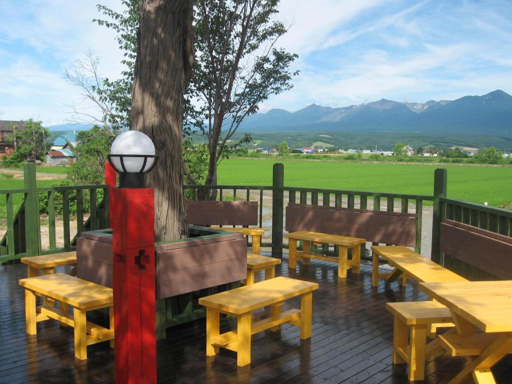 Petit Hotel Blaneneige Nakafurano Exterior foto
